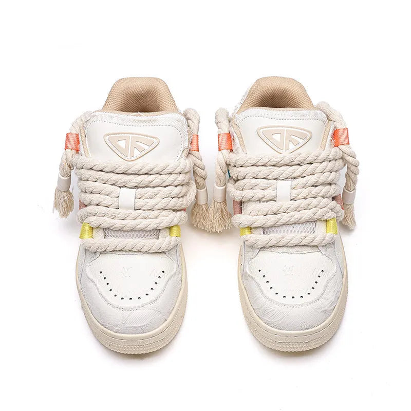 Milky white retro lace-up skateboard shoes with round toe and rubber sole