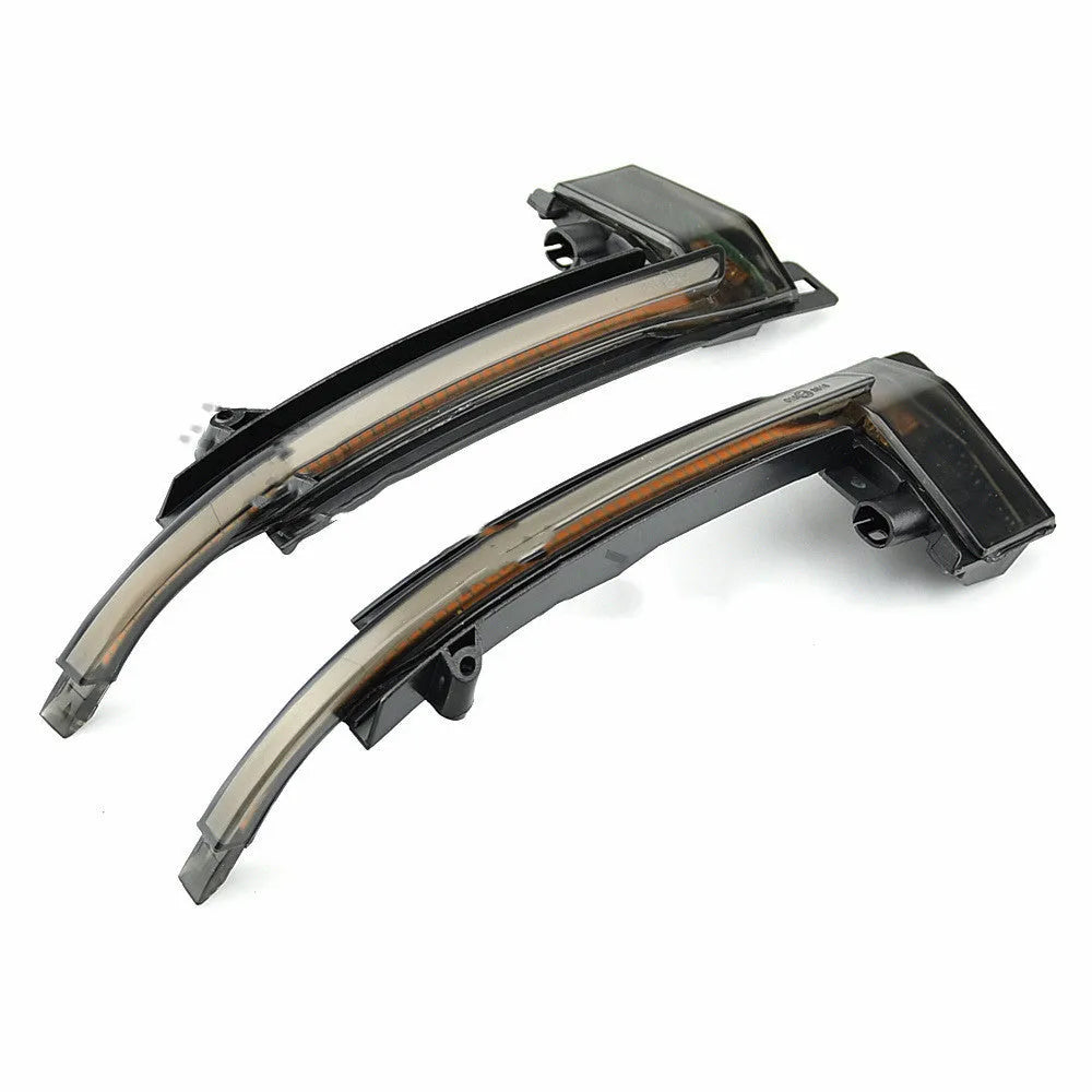 Audi B8/B8.5 dynamic LED mirror turn signal indicator in black or white finish
