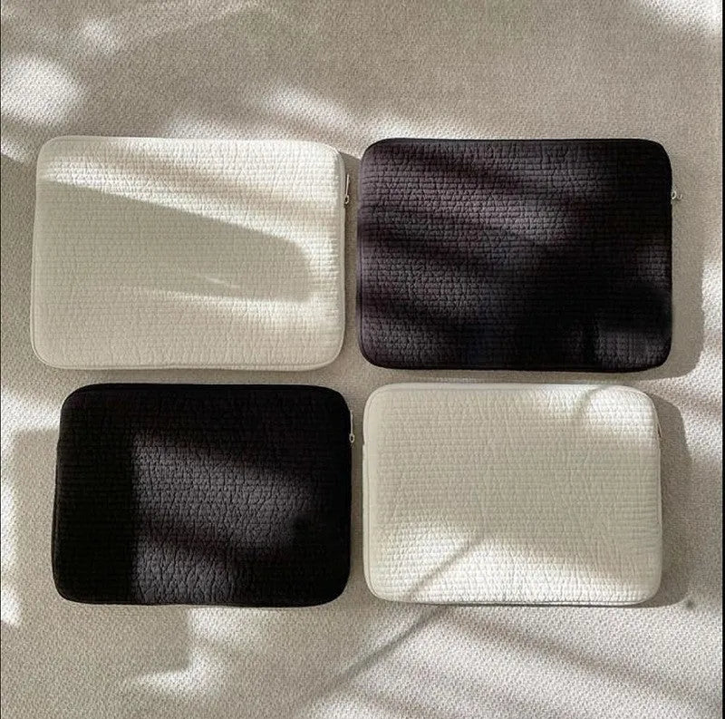 Black and white anti-seismic cotton cloth laptop bag clutch for tablets with internal coin pocket