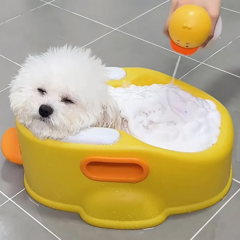 PVC duck-shaped bathtub for dogs and cats in blue, pink or yellow colours