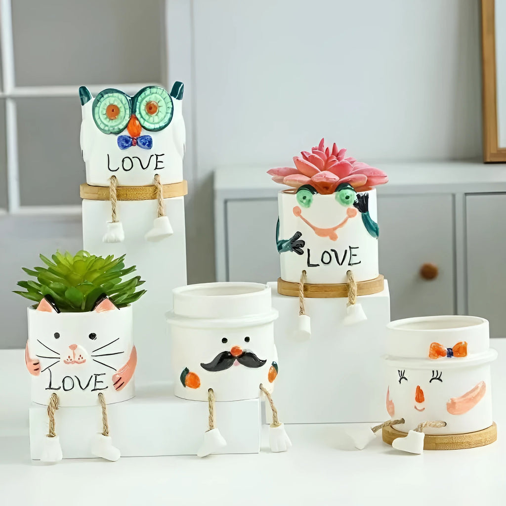 Ceramic hanging foot flowerpot in a cartoon style, suitable for succulent plants on a desktop