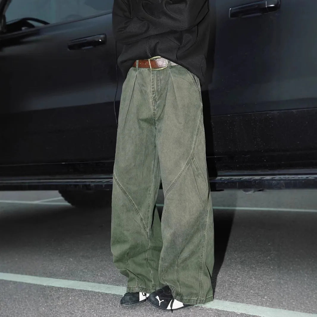 Men's pleated straight-leg trousers in loose fit showing Black, Brown and Apricot colour options