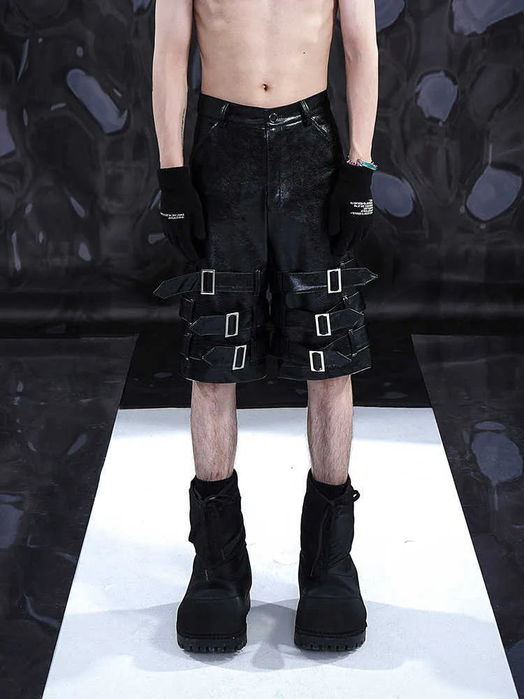 Black men's PU leather cropped pants shorts with medium-low waist and stretch fit