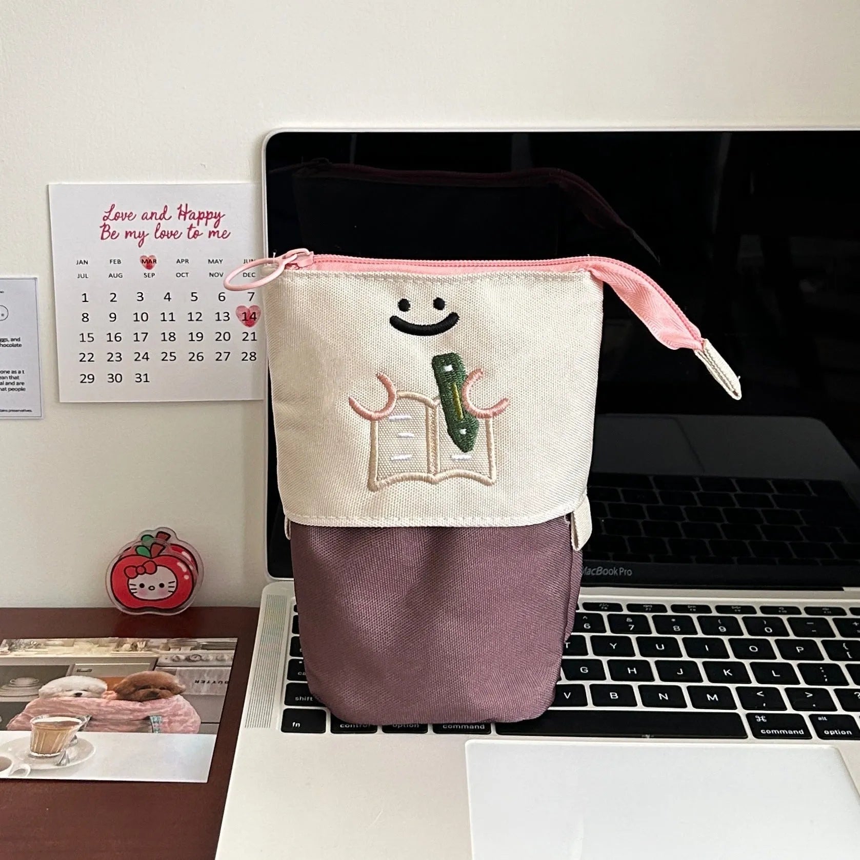 Collapsible pencil case in Korean style design with oxford fabric construction
