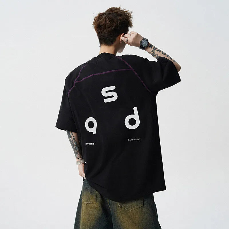 Cotton letter print short-sleeve t-shirt in loose fit with round neck collar in black and white colour options