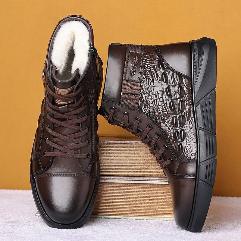 Genuine leather winter boots with fur trim and non-slip rubber sole in black or brown velvet colours
