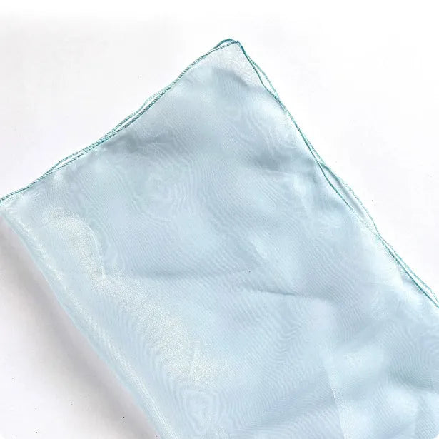Silk flower bouquet packaging fabric with Arabesquitic pattern measuring 60cm square