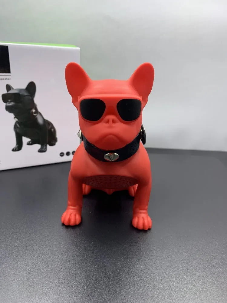 Mini bulldog-shaped Bluetooth wireless speaker in black, red or white colours with 10m range