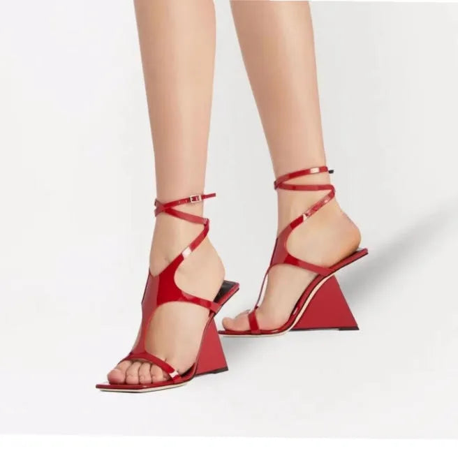 Women's black high heel sandals with a square toe and a 9.5cm rubber heel on a white background.