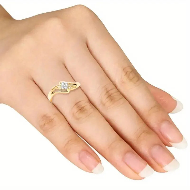 Copper diamond ring with geometric design and micro inlaid zircon in yellow gold colour