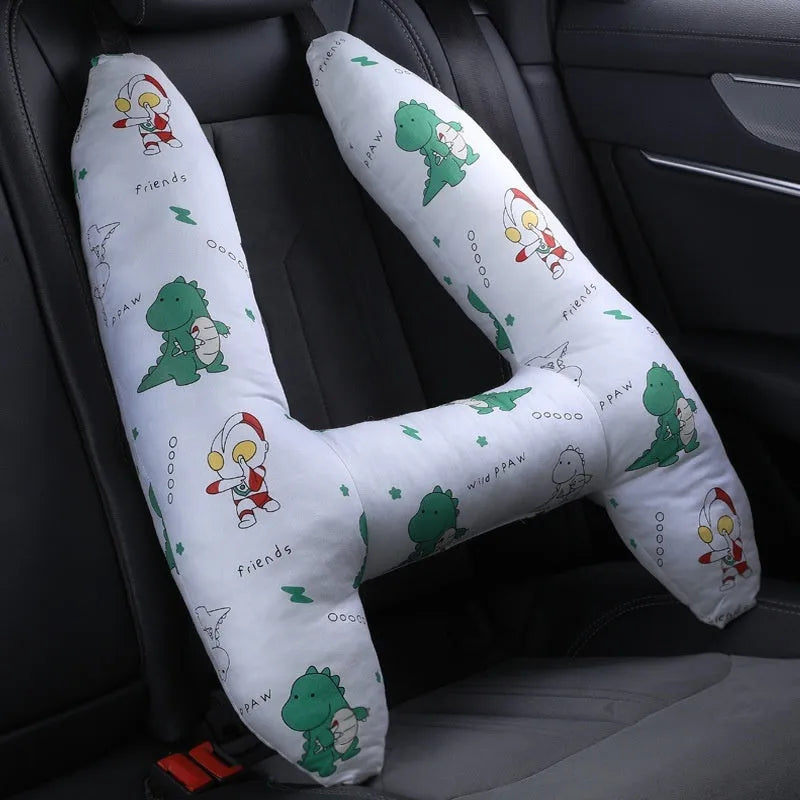 55x70cm car pillow with U-shaped design for headrest mounting and neck support