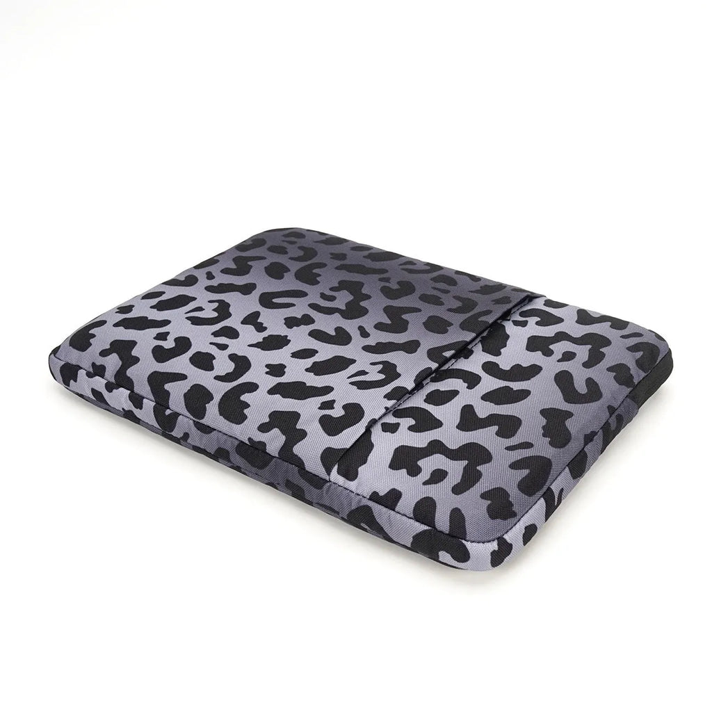Leopard print laptop sleeve for 13-inch to 16-inch laptops with waterproof polyester construction