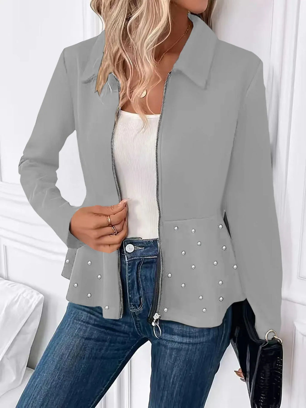Women's loose fit coat with beaded zipper and ruffle hem in regenerated cellulose fibre blend