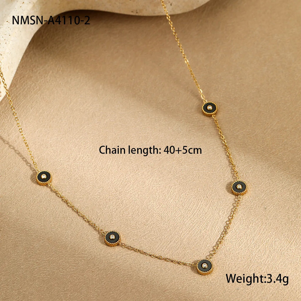 Women's geometric stainless steel bracelet and necklace set with 18K gold plating and fritillary design