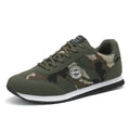 Low-top camouflage pattern suede sports shoes with mesh lining and foam sole.