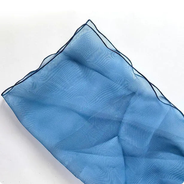 Silk flower bouquet packaging fabric with Arabesquitic pattern measuring 60cm square