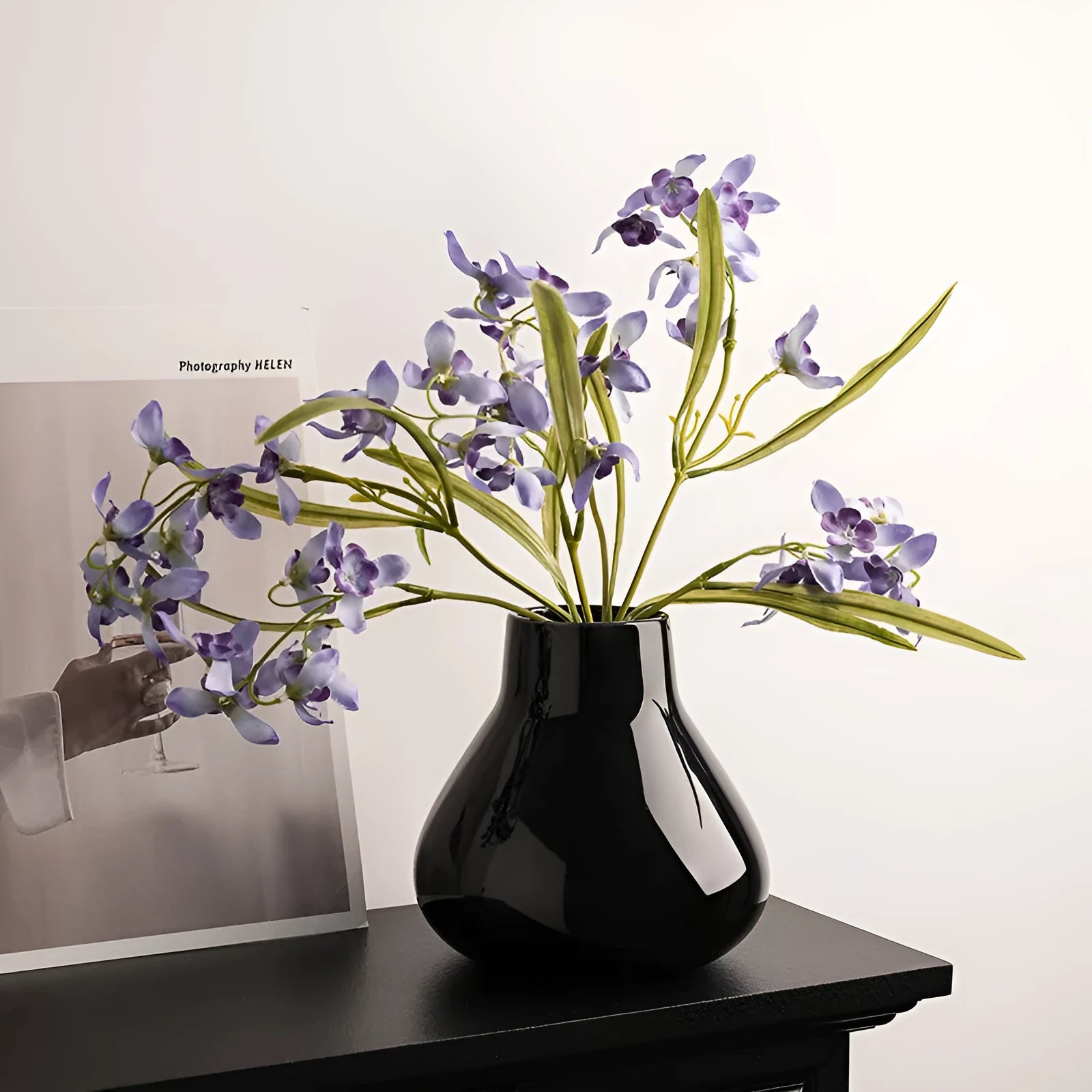Ceramic round belly decorative vase with coloured glaze finish in black colour option