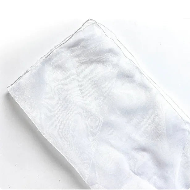 Silk flower bouquet packaging fabric with Arabesquitic pattern measuring 60cm square