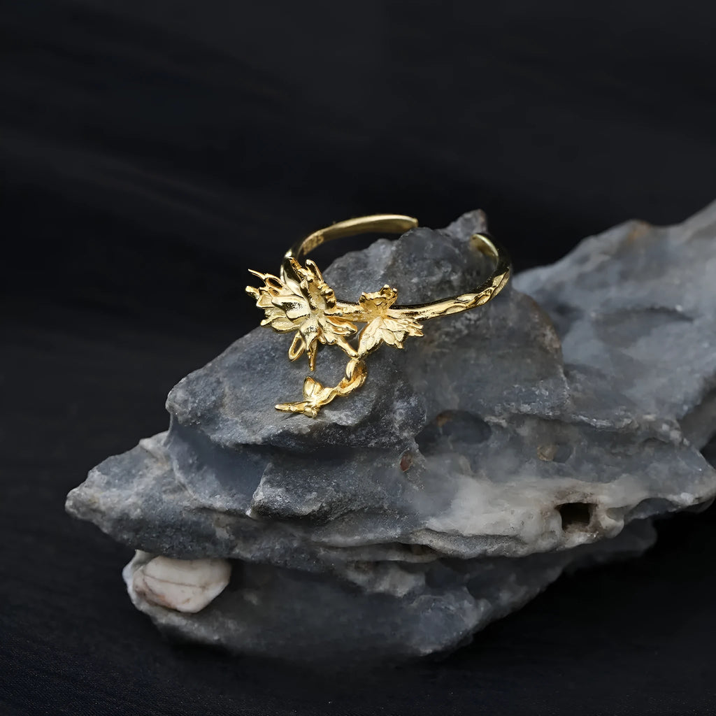 Silver earrings with adjustable butterfly ring in electroplated gold colours