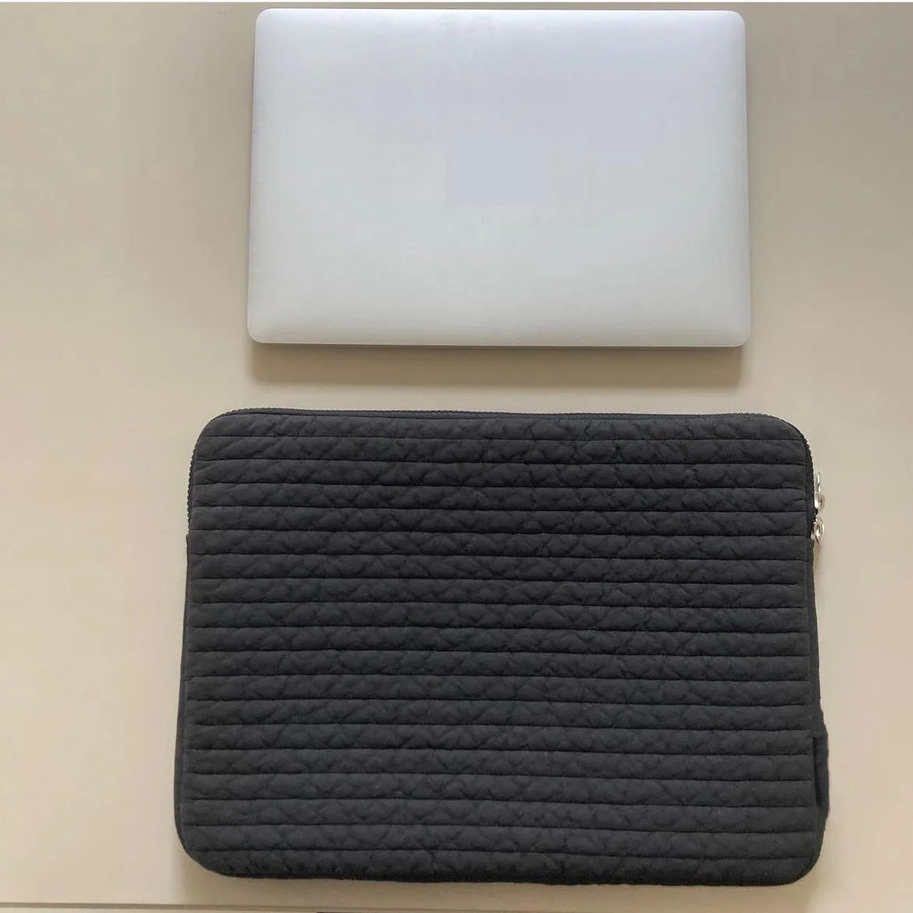 Black and white anti-seismic cotton cloth laptop bag clutch for tablets with internal coin pocket