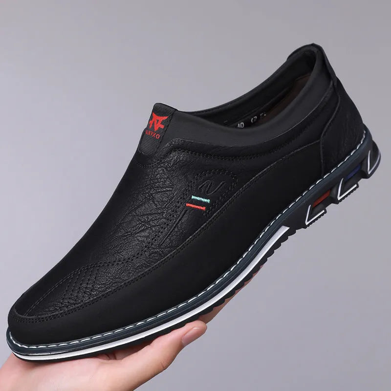 Men's low top leather casual shoe with rubber sole and leather toe cap in multiple colours.