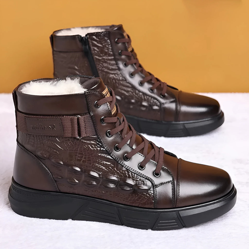 Genuine leather winter boots with fur trim and non-slip rubber sole in black or brown velvet colours