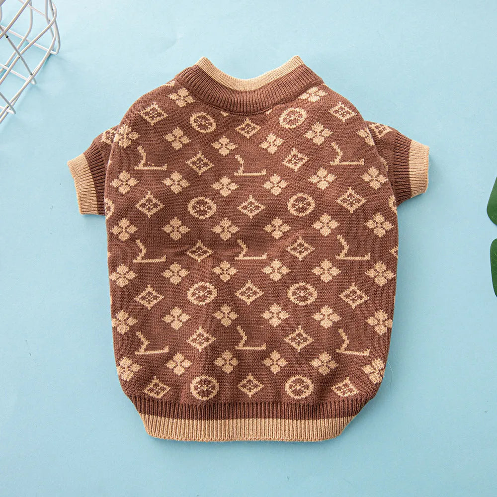 Thick wool blend dog sweater in European style for winter wear