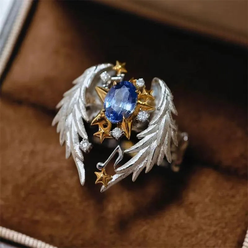 Adjustable geometric angel wings ring in alloy with open mouth design