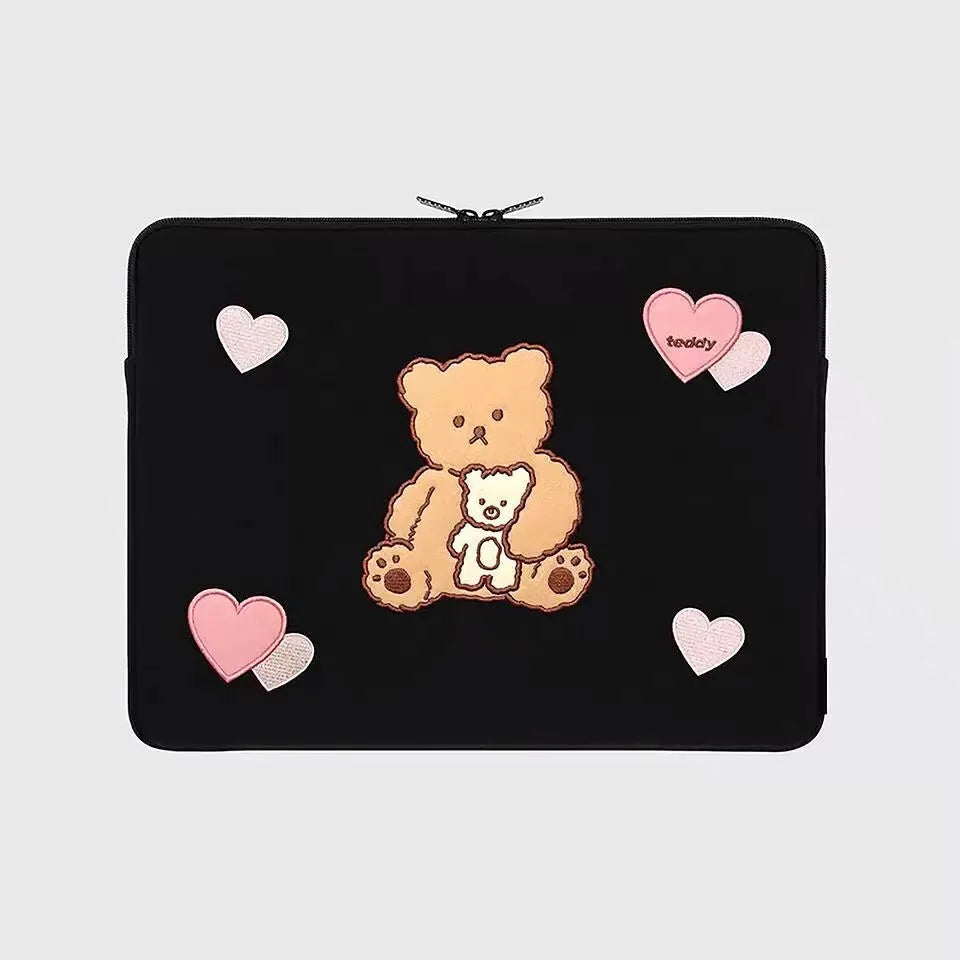 Embroidered laptop sleeve with animal pattern for 13.6-inch to 15.6-inch computers