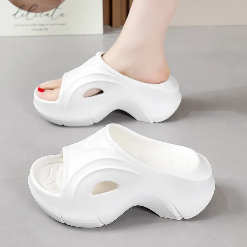 Women's EVA slippers with thick sole in black, rose red or white colours for beach and summer outdoor wear