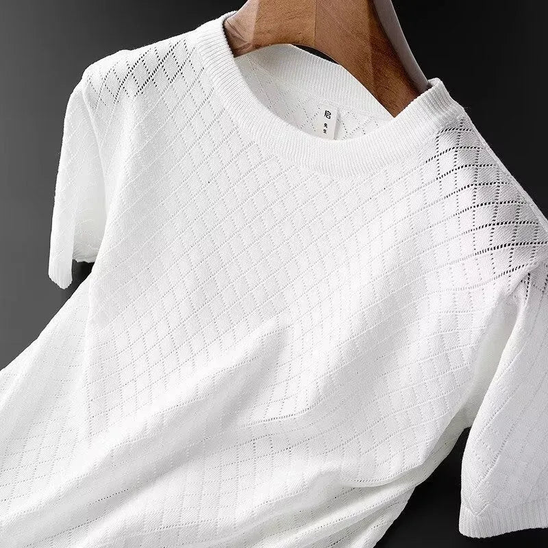 Man wearing a black Korean style V-neck ice silk summer t-shirt for casual wear