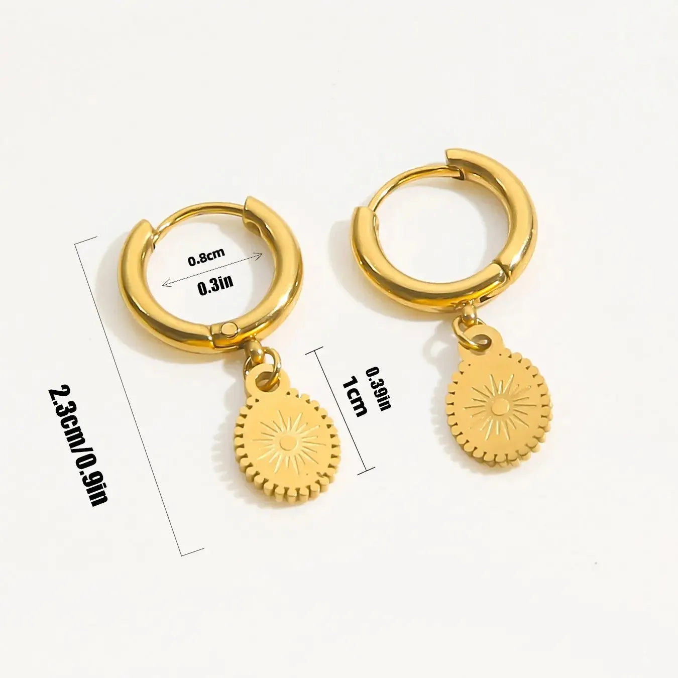 Stainless steel geometric drop earrings with oval elements and ear button fastening
