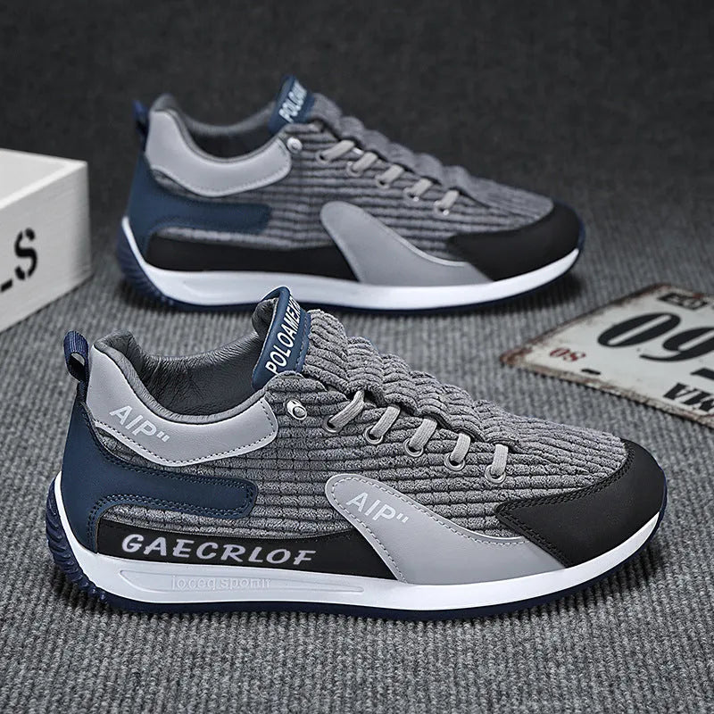 Men's green and grey mesh running shoes with lace-up front and round toe