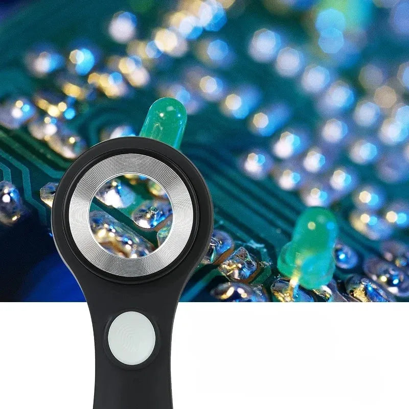 Black jewellery appraisal magnifying glass with LED lights and USB-C charging port