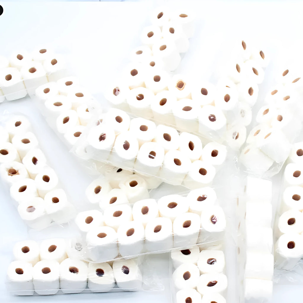 Miniature paper simulated toilet roll model for childrens toys, measuring 30mm by 15mm by 80mm.