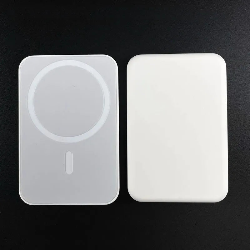White magnetic wireless charger power bank with 5000mAh capacity measuring 100x65x16mm
