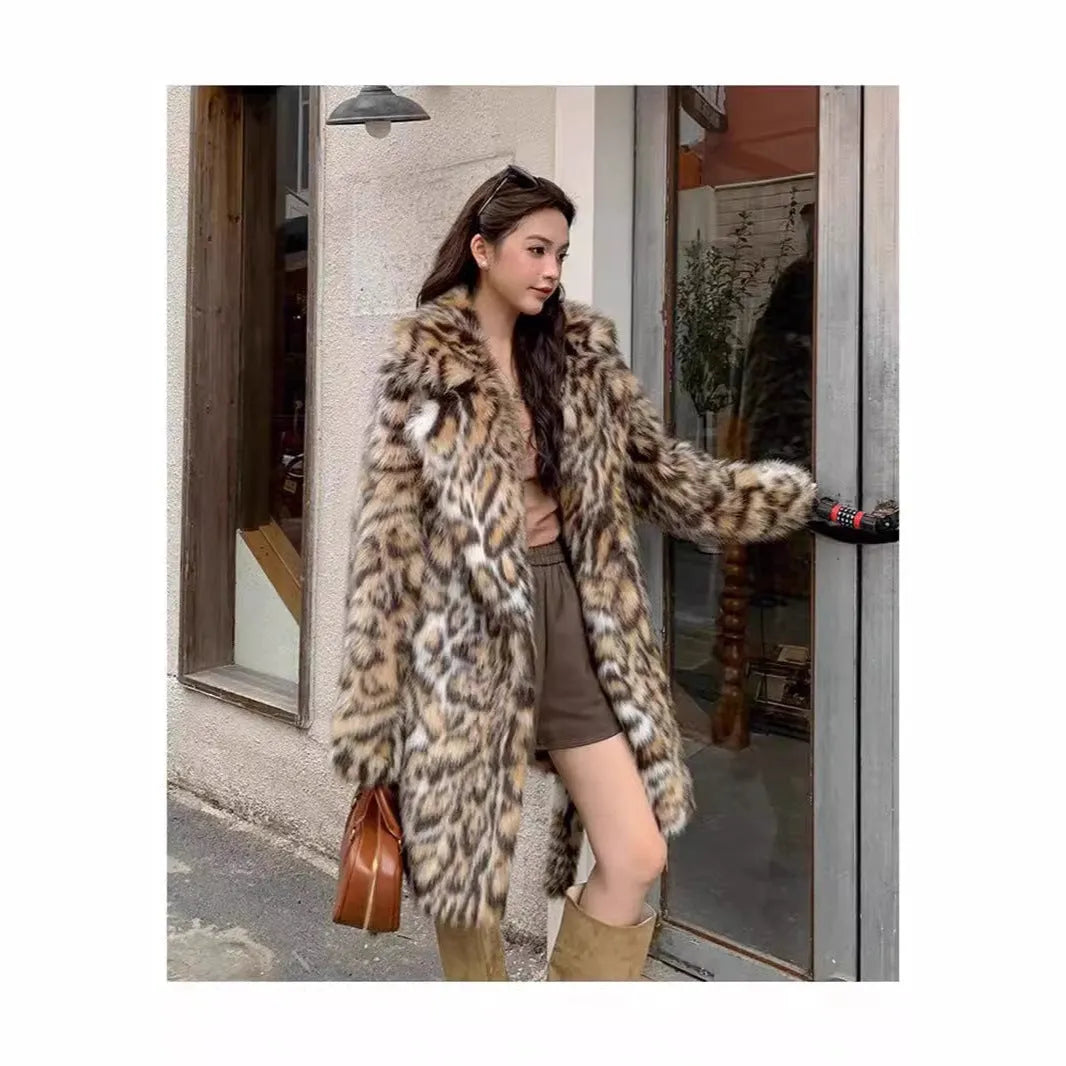 Women's faux fur coat with fox collar in mid-length and long styles for street fashion