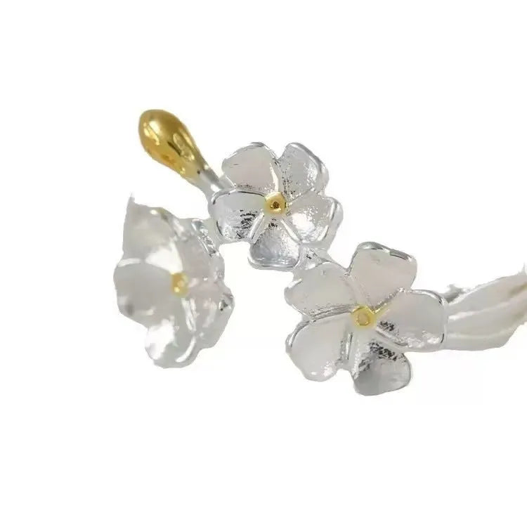 Three-dimensional jasmine flower ring with open mouth setting in zinc alloy