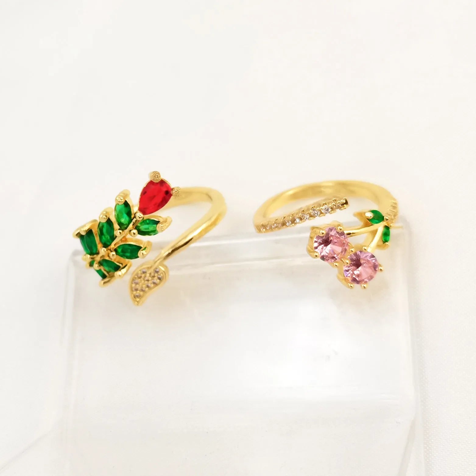 Copper open mouth ring with micro inlaid leaf geometric pattern and gold plating