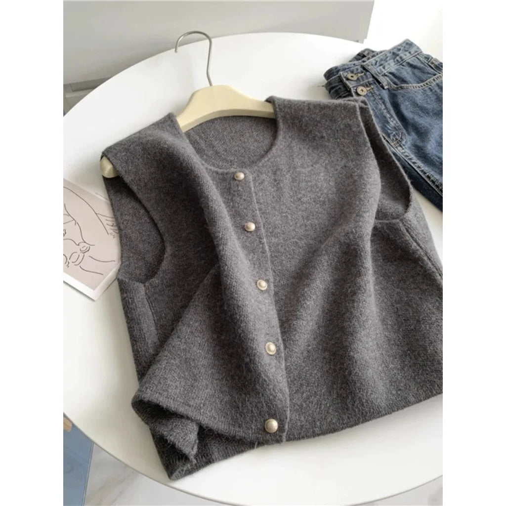 Women's half-sleeve polyester pullover top for office commuting in six colour options