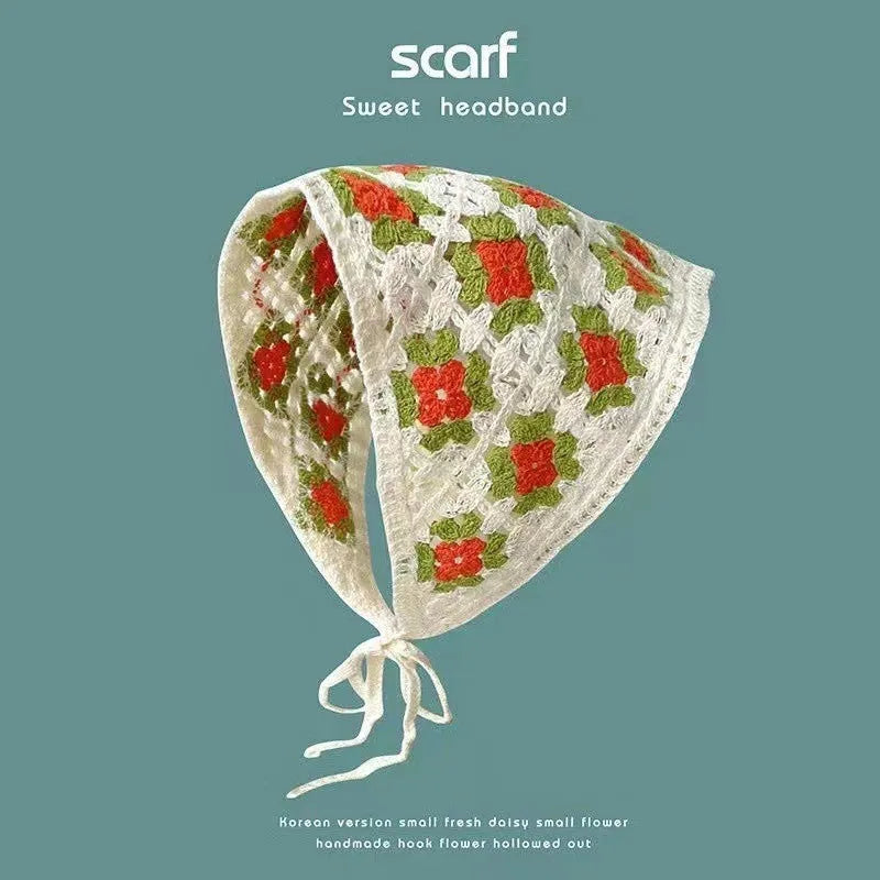Cotton triangle headscarf with floral pattern options for women's autumn winter wear