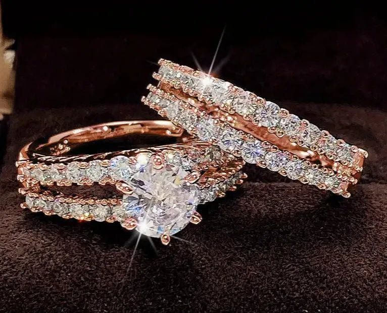 Women's 2-in-1 fully jewelled ring set in geometric round design with diamond treatment on alloy