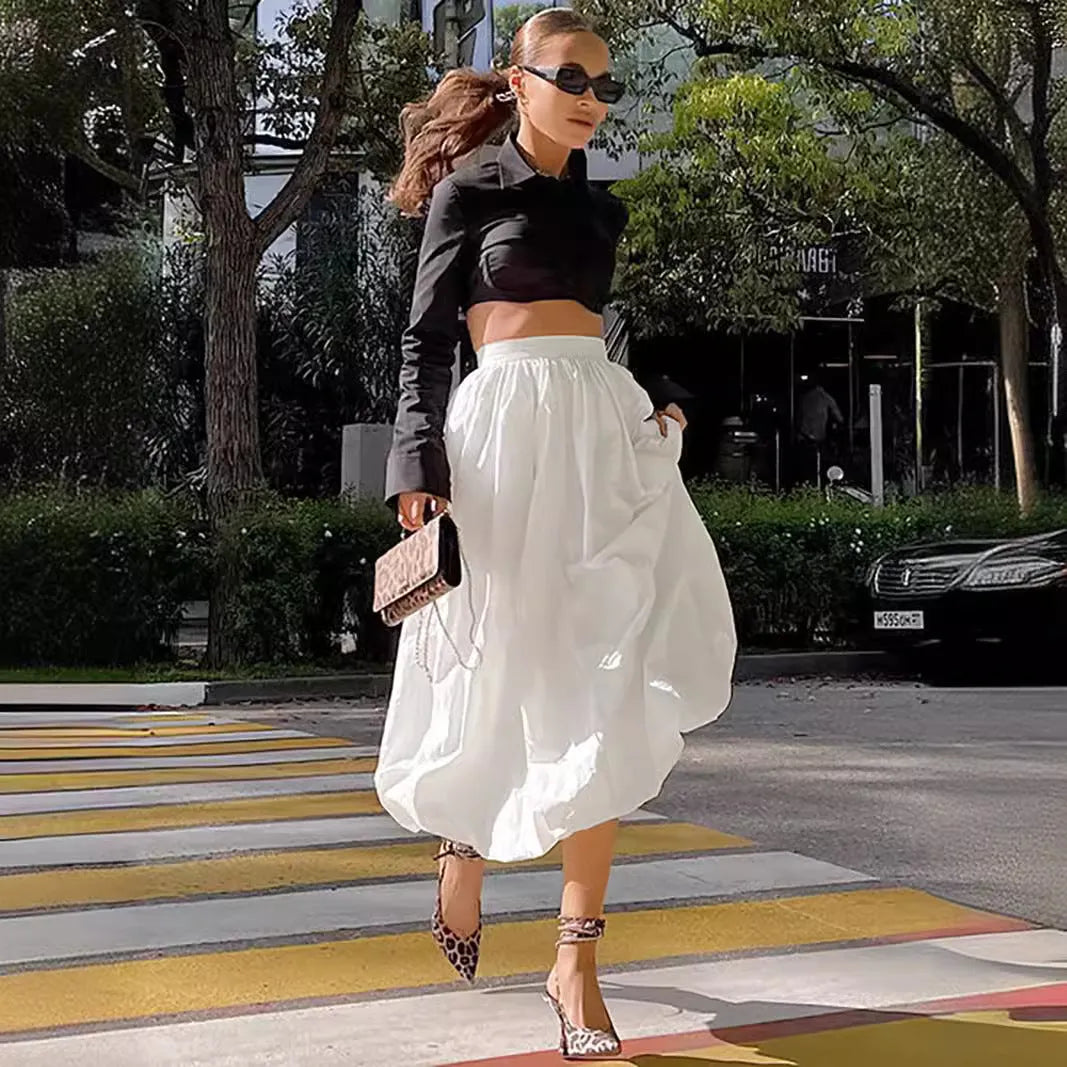 Women's long cotton skirt in solid colour with elastic waistband
