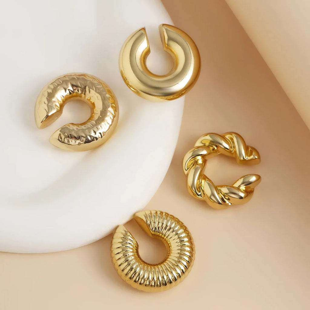 Geometric gold and silver clip-on earrings set with four pieces, exaggerated ins style design