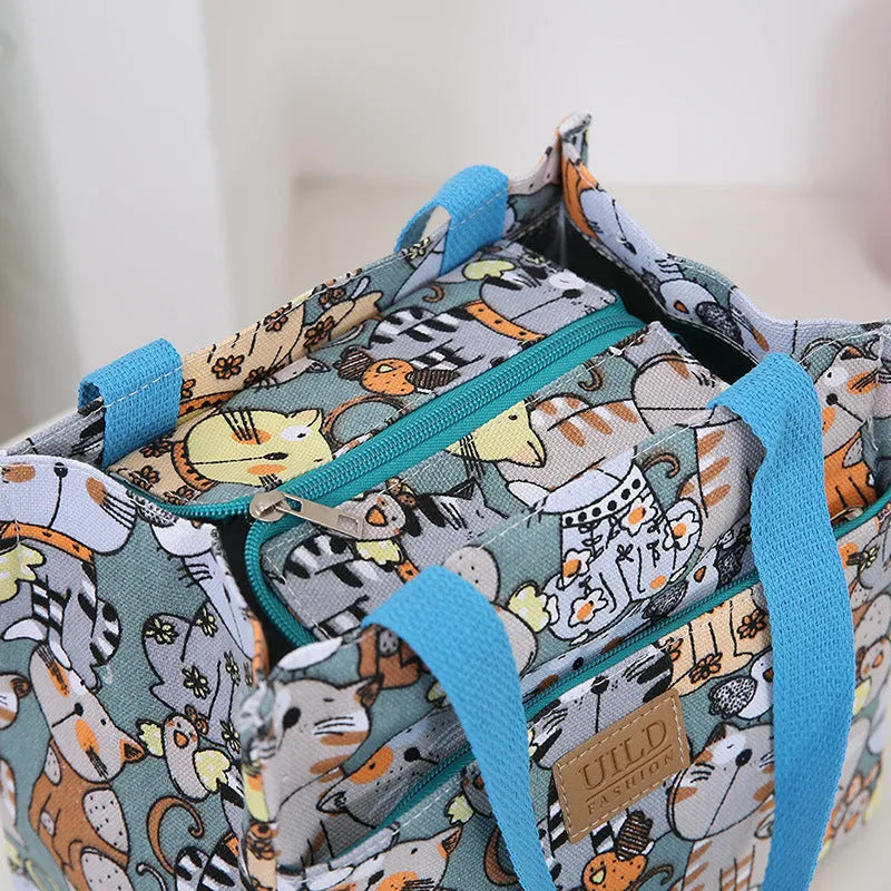 Women's portable printed canvas bag with aluminium frame in horizontal square shape