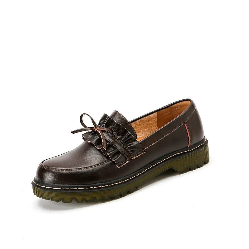 Women's black leather shoes with chunky heel and round toe in British style