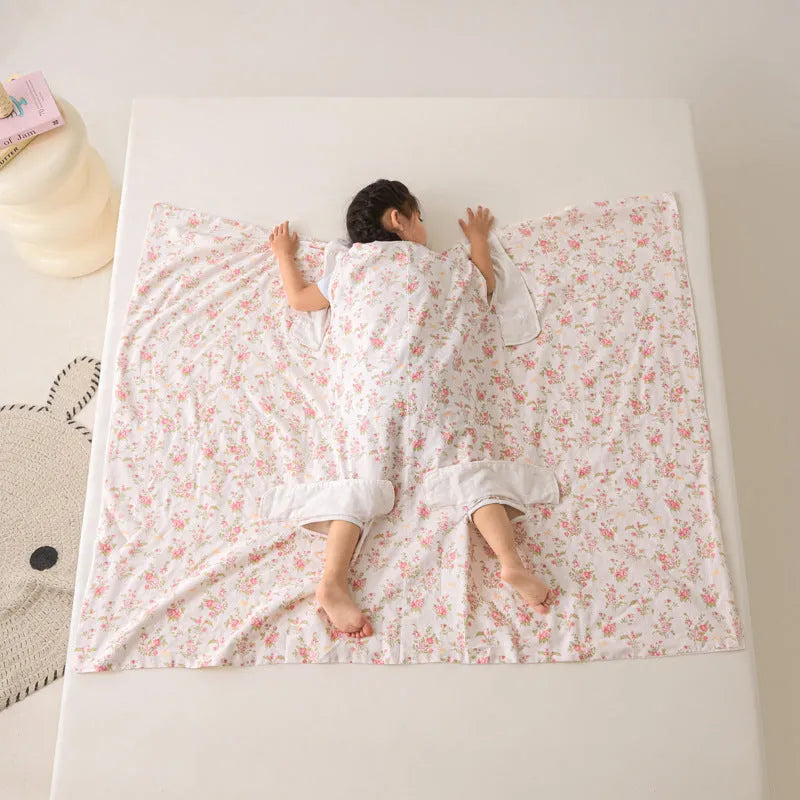 Anti-kick summer blanket in a themed colour like Cloud Bear Star Dream, shown with a matching pillowcase.