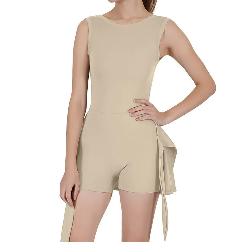 Women's solid colour sports skirt suit with lining for tennis or gym wear