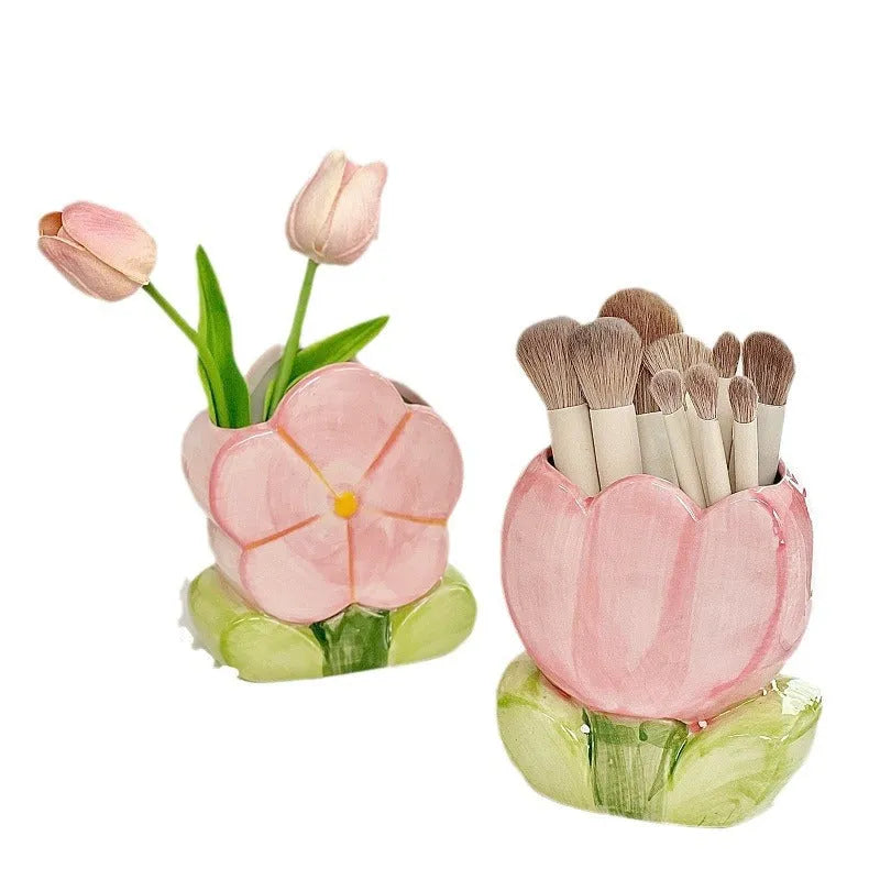 Ceramic flower pen holder storage box with floral design on desktop