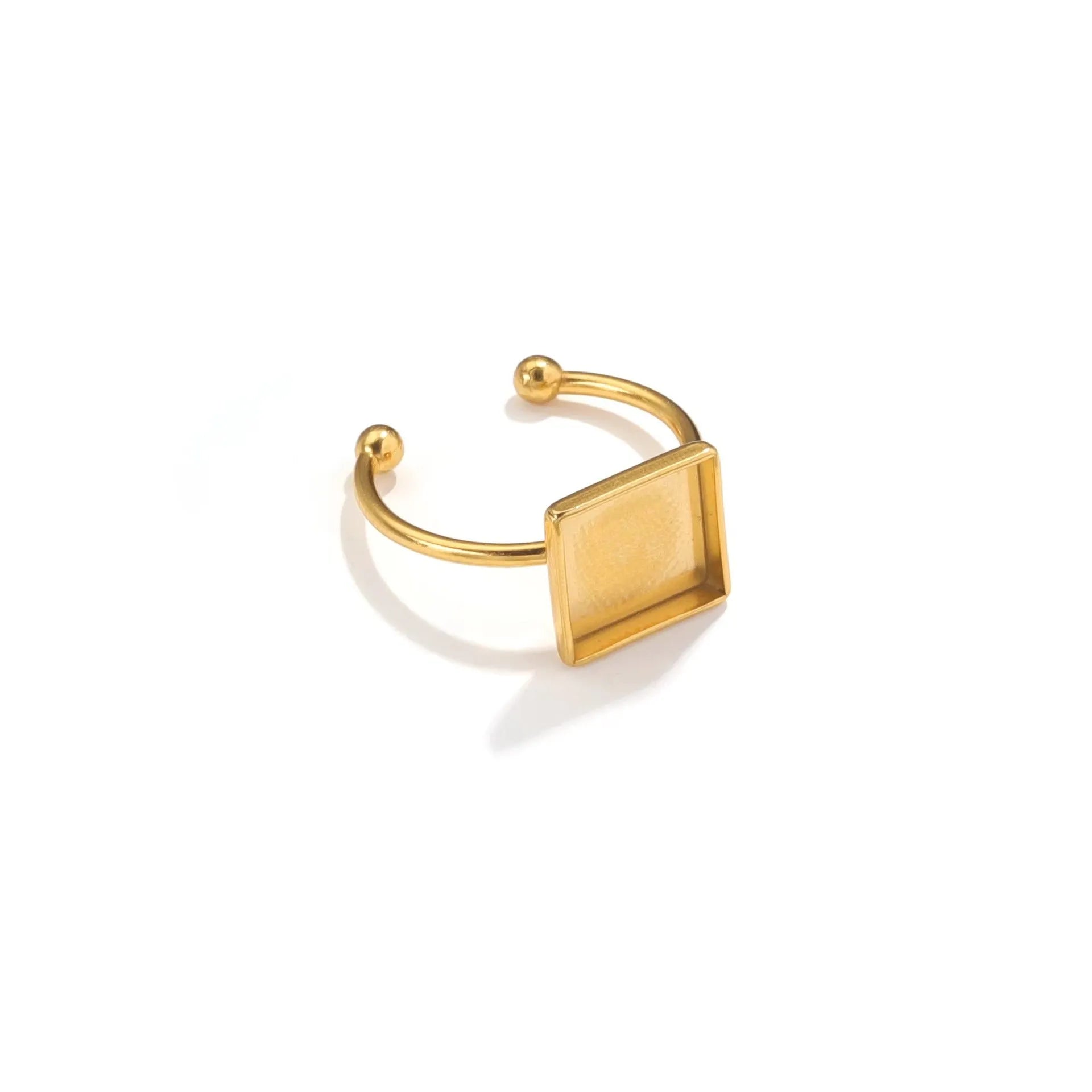 Golden electroplated stainless steel ring holder with multiple shape settings for jewellery display